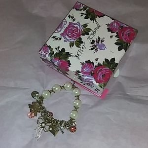 Betsey Johnson charm bracelet, NWT!